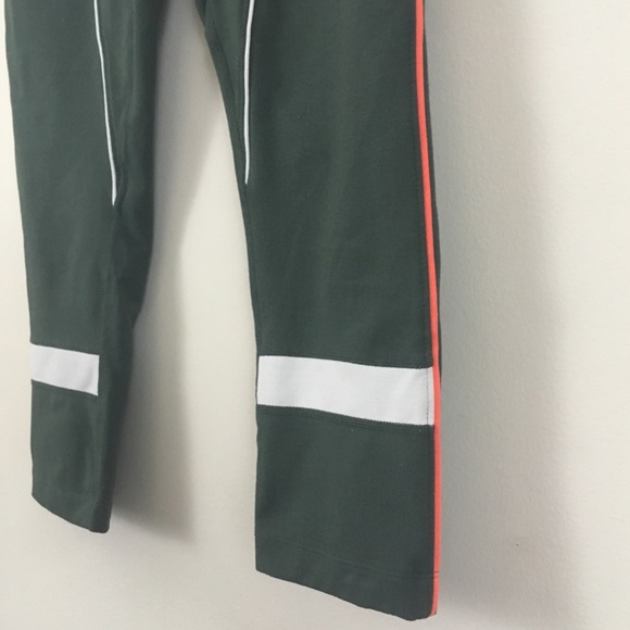 Zella Capri Leggings Athletic Workout Running Pant - Picture 6 of 8